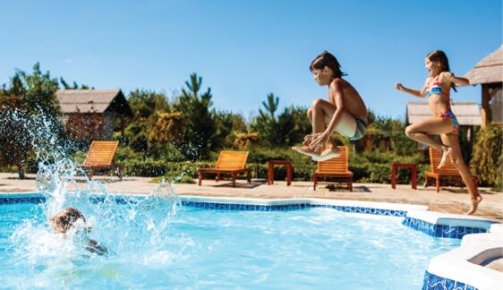 1724752965842530.jpg 泳池設備-2.jpg